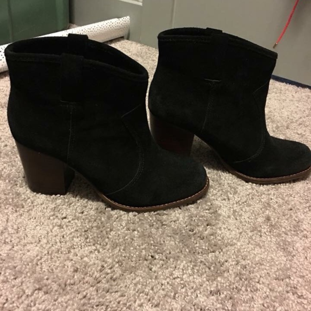 Splendid booties size 9